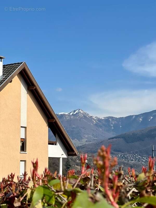Appartement à BASSENS