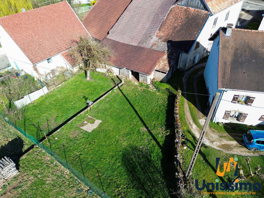 Maison à HYEMONDANS