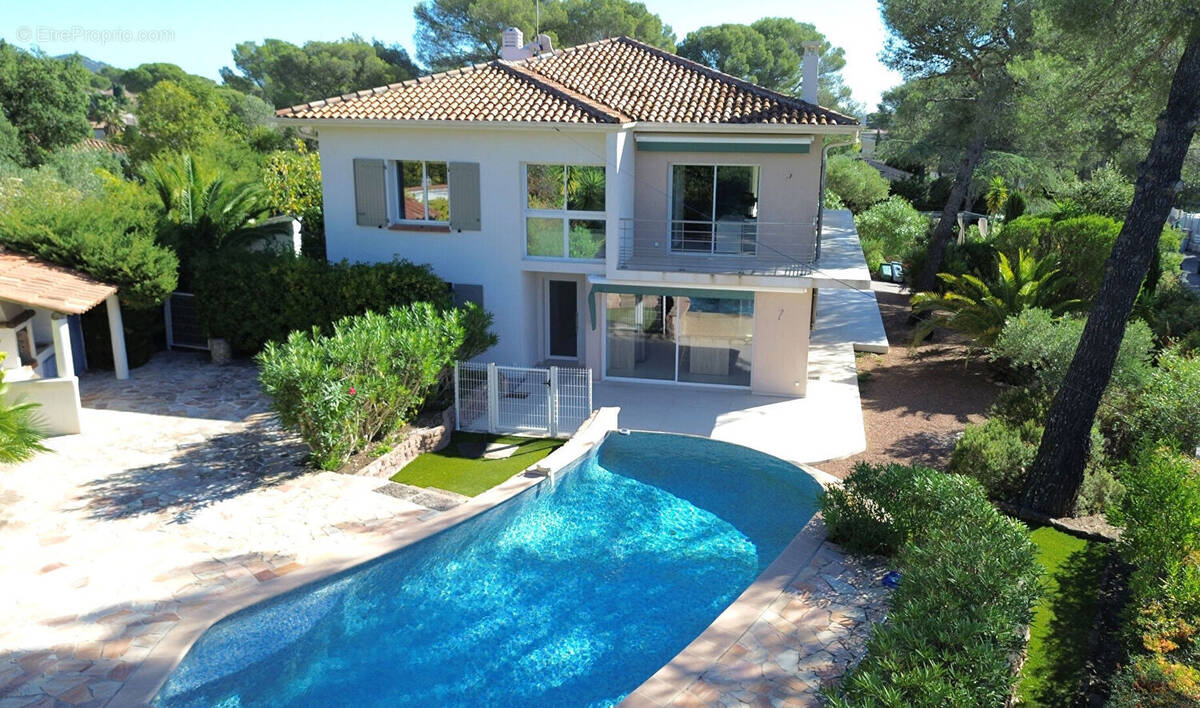 Maison à SAINT-RAPHAEL