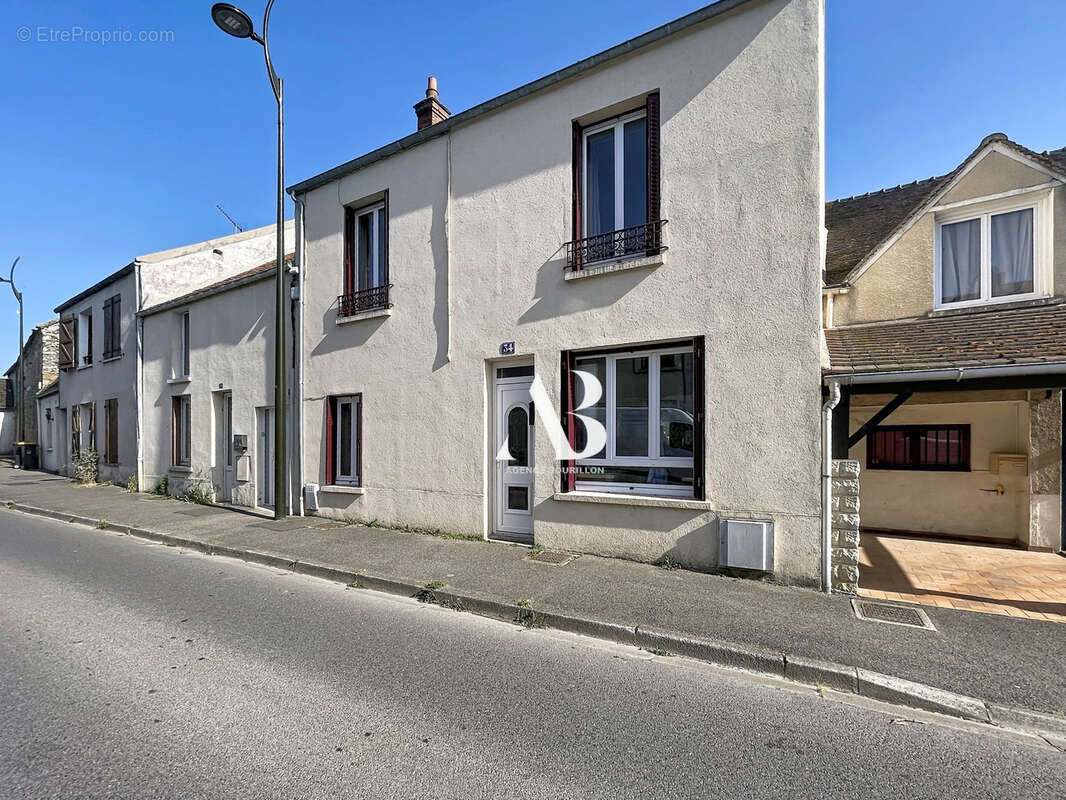 Maison à NANGIS