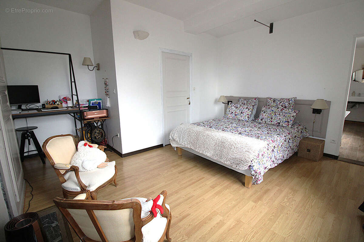 Maison à SOULAINES-DHUYS