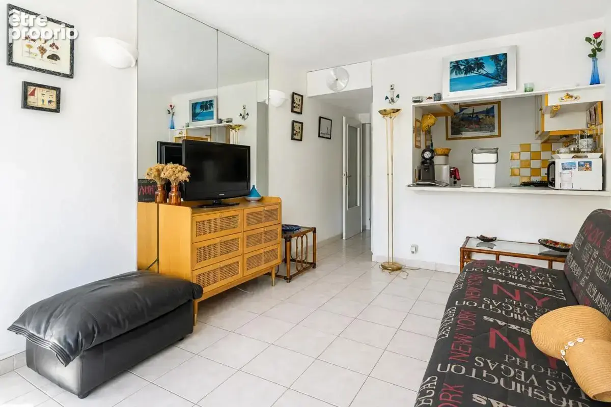 La grande-motte (34280) – studio cabine avec coin nuit – 31,59 m² – balcon – vue mer & port – exposition sud – ascenseur - photo 6