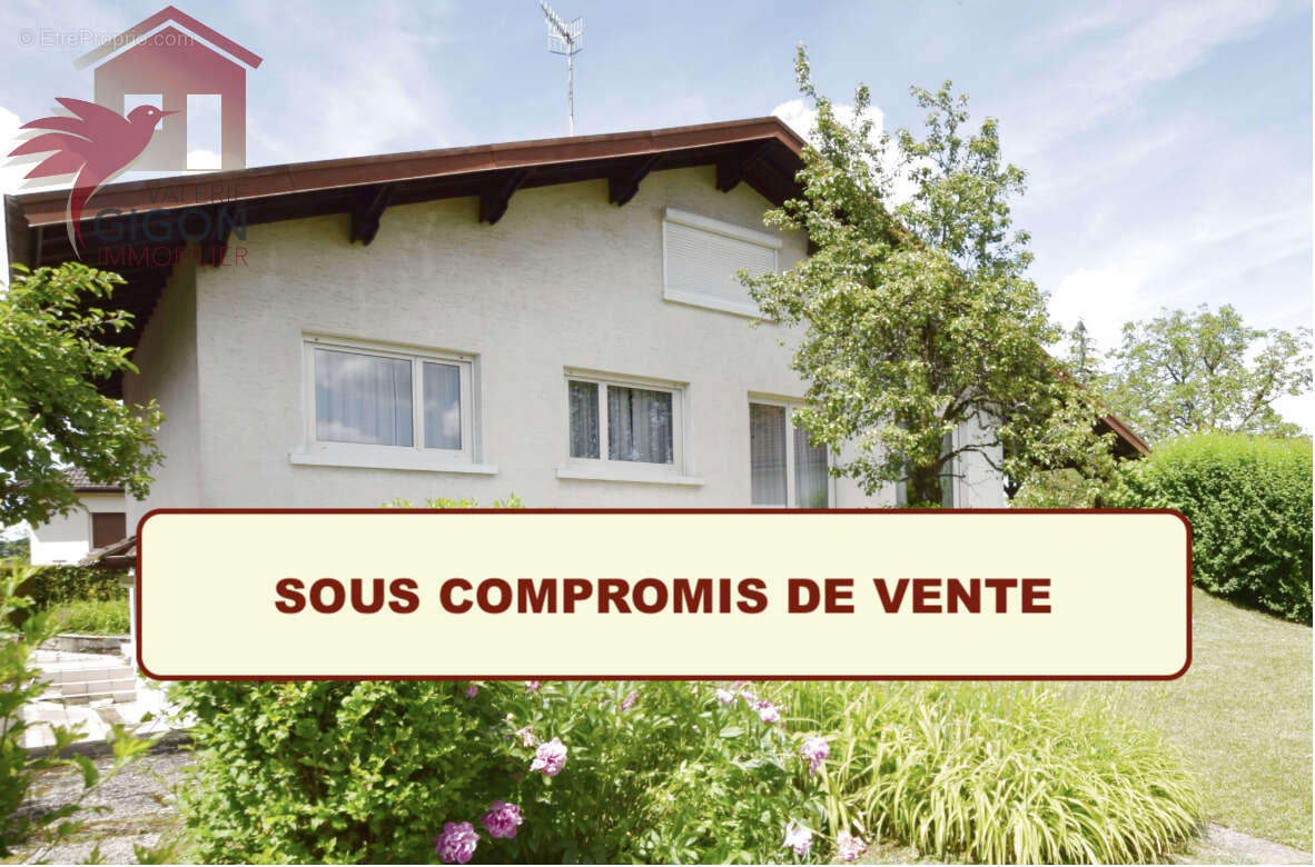 Maison à VIEUX-CHARMONT