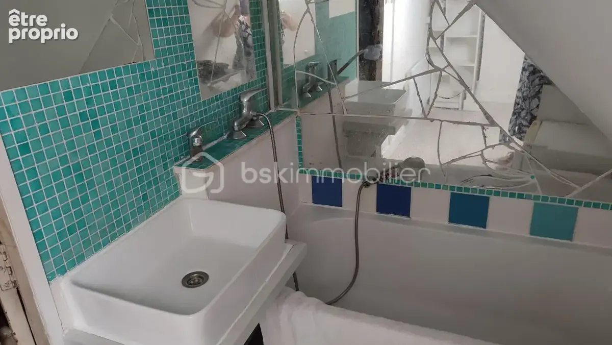 Appartement à PARIS-10E
