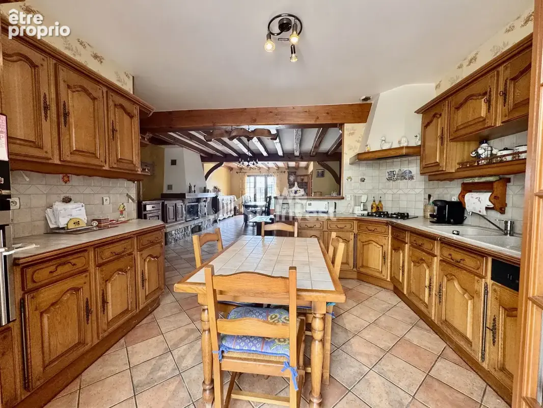 Maison 178 m² à Boissy-Le-Chatel  - photo 8