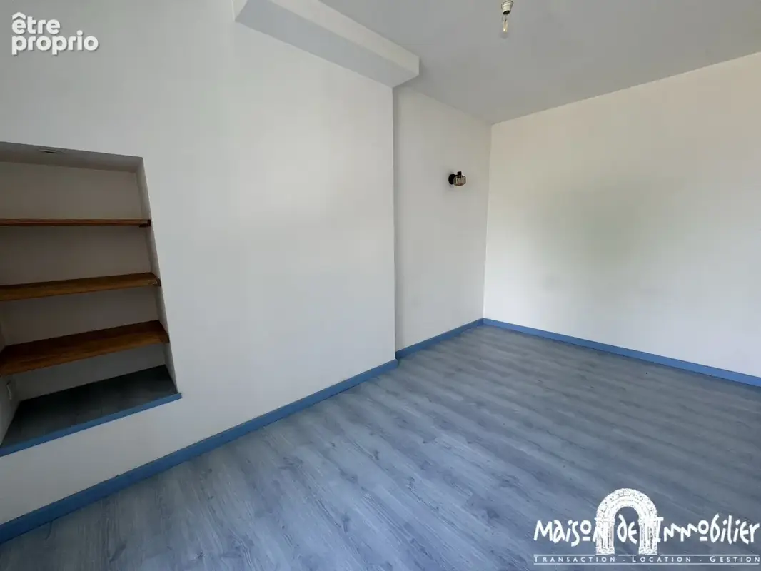 A vendre à VAL-DE-COGNAC - Ensemble immobilier de deux logements - photo 9