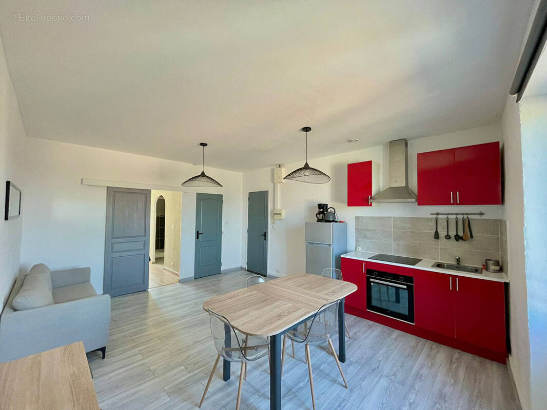 Appartement à CHATEAURENARD