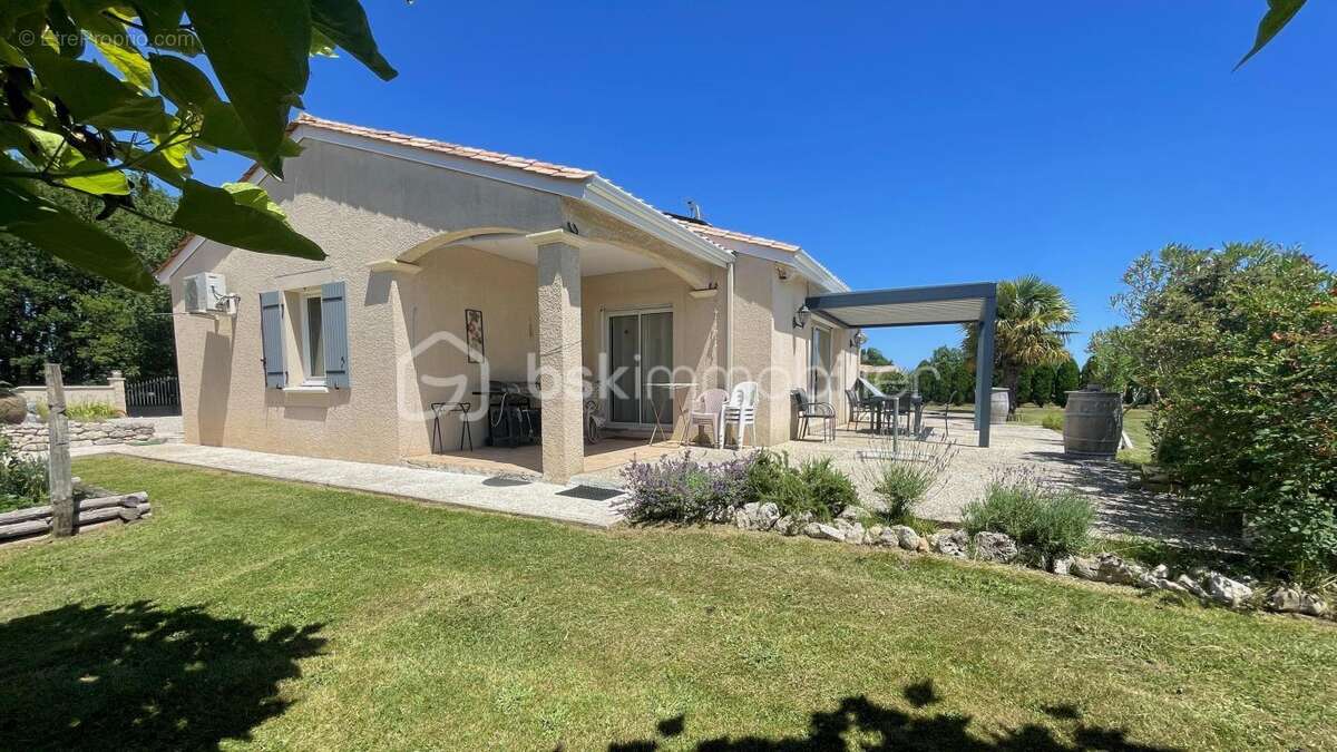 Maison à LALINDE