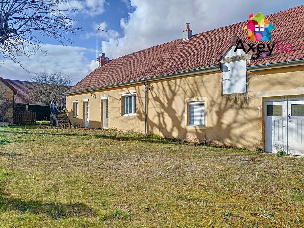 Maison à RIGNY-SUR-ARROUX