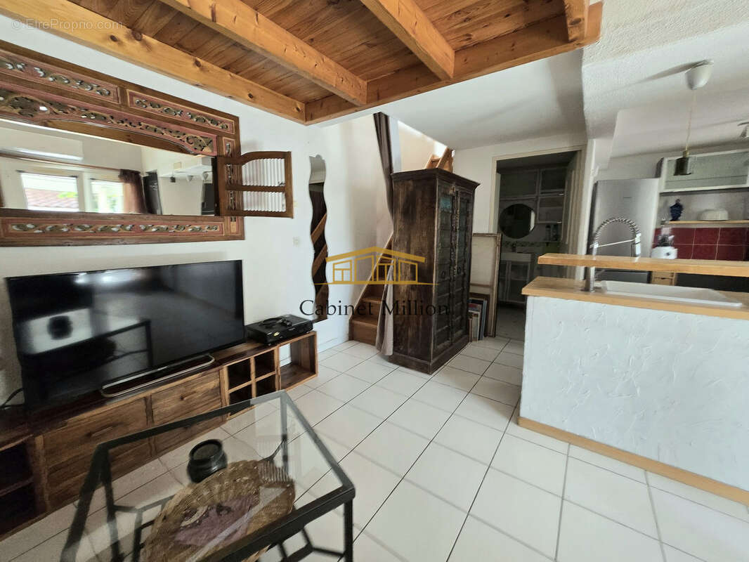 Maison à FRONTIGNAN