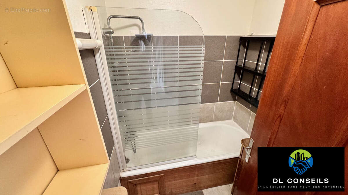 Maison à CHAZEY-BONS