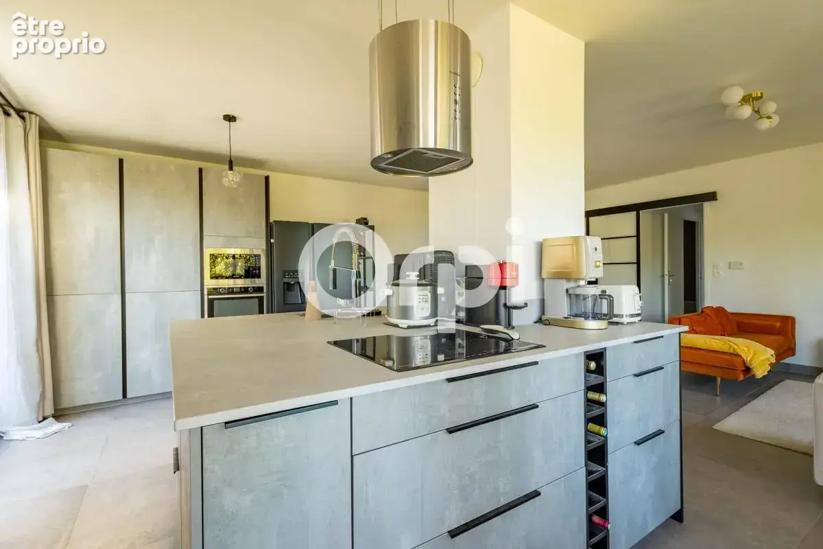 Appartement 5 pièces de 91m² avec Jardin de 50m², deux places de stationnement en sous sol - photo 4