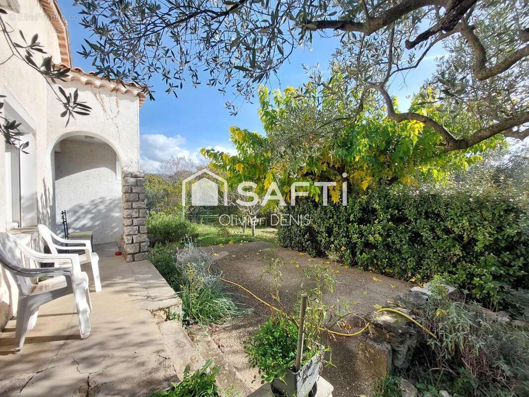 Photo 2 - Maison à SAINT-SATURNIN-LES-APT