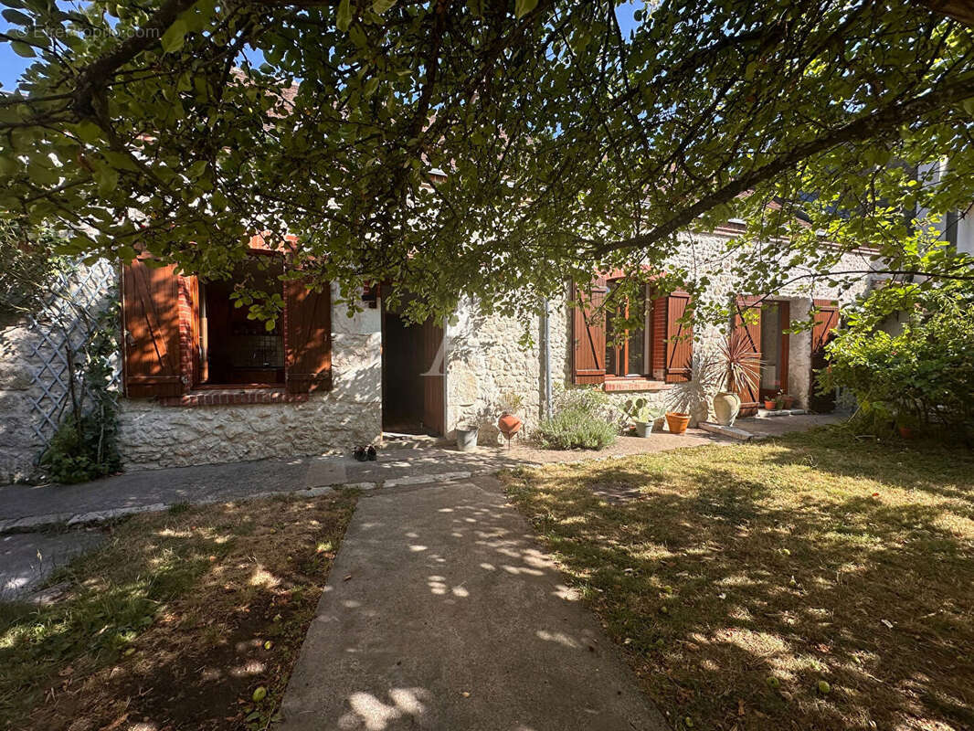 Maison à CHAMPIGNY-EN-BEAUCE