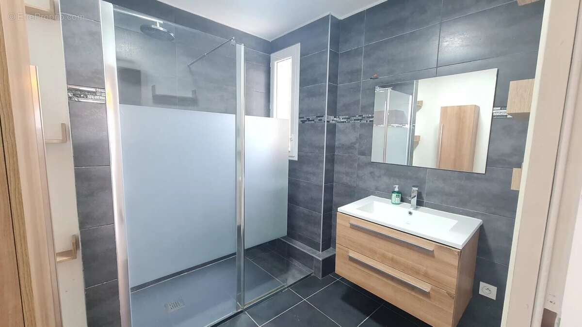 Appartement à ECHIROLLES