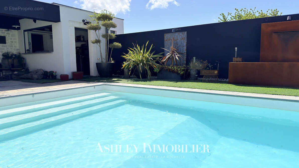 A vendre maison type 5 - 10 minutes de la rochelle - dompierre-sur-mer - photo 2
