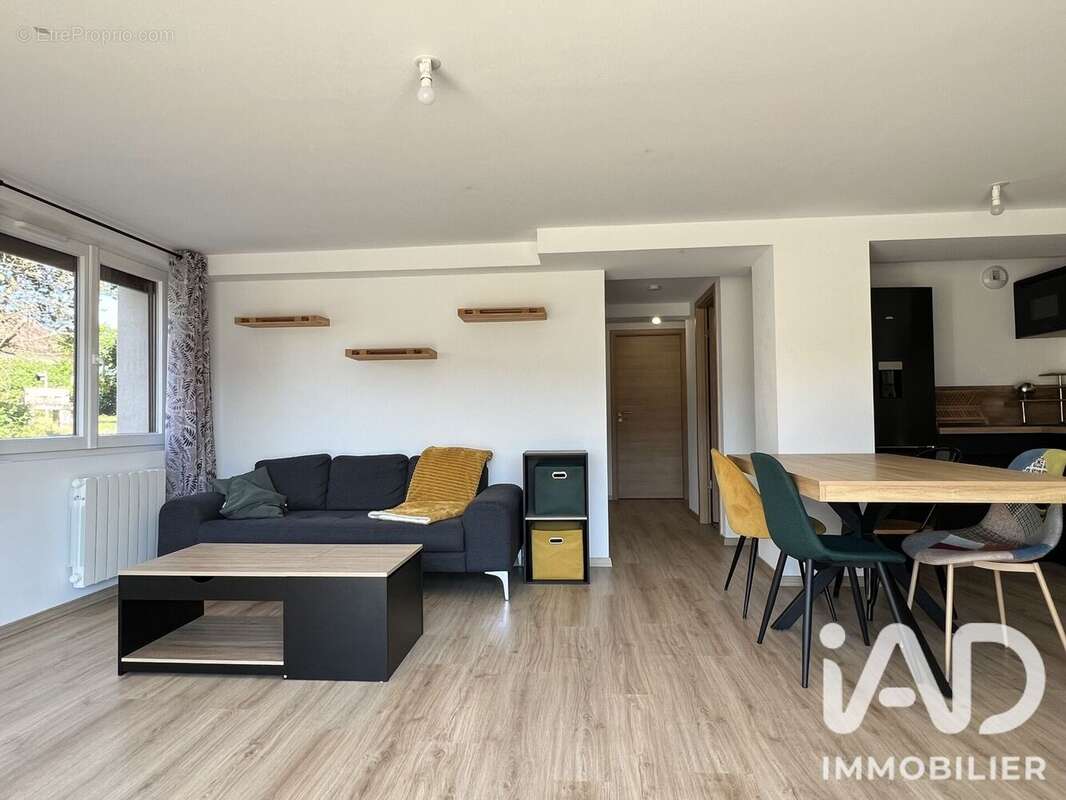 Appartement 67 m² à Montlebon  - photo 2