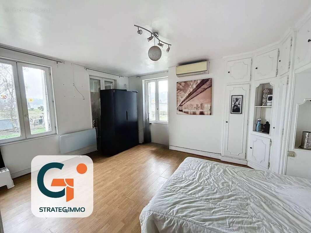 Maison à BERVILLE-SUR-SEINE