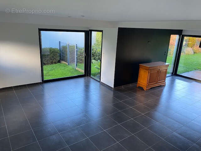 Maison à PLOUER-SUR-RANCE