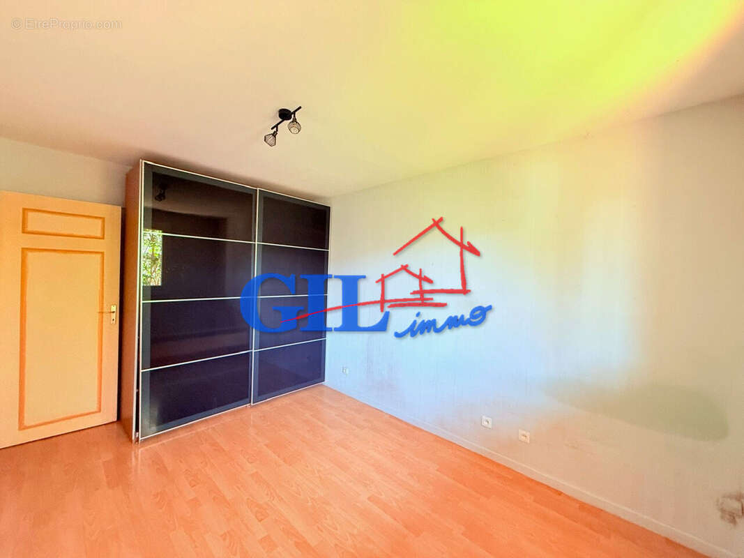 Maison à SAVIGNY-LE-TEMPLE