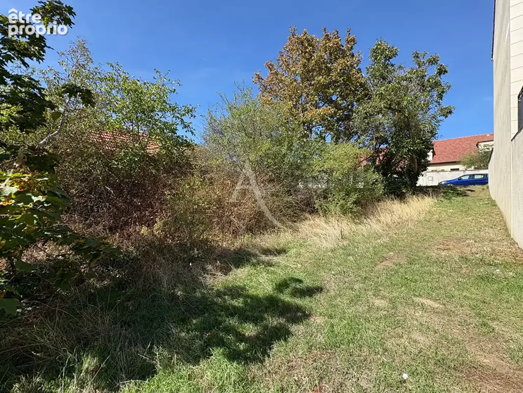 Terrain constructible à Etrechy - proche centre-ville - secteur calme - photo 3