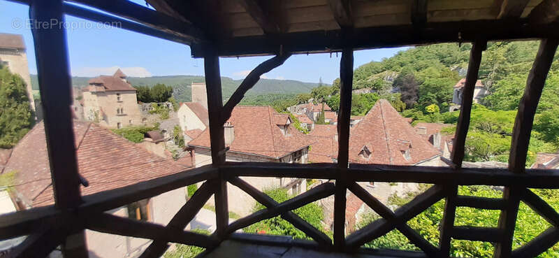 Maison à SAINT-CIRQ-LAPOPIE