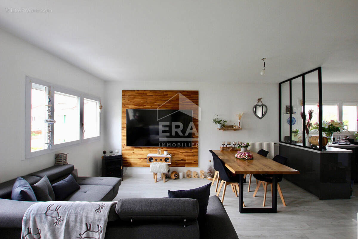 Maison à VILLEPREUX