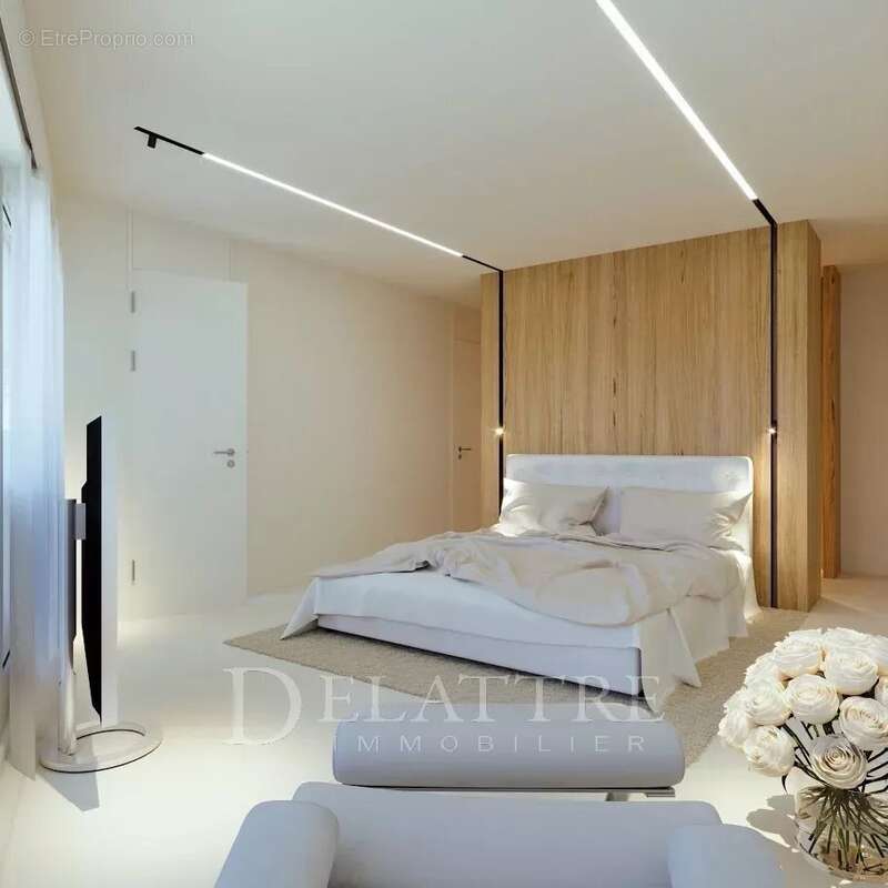 Maison à CHATEAUNEUF-GRASSE