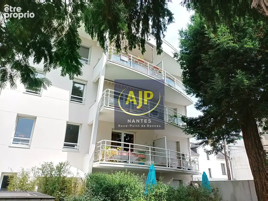 T3 Rd Pt de Rennes + terrasse - photo 3