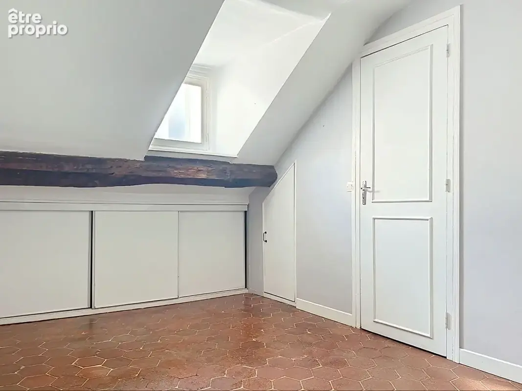 Appartement  studio - 13.20 m2 - rue saint sauveur - paris 2eme - photo 7