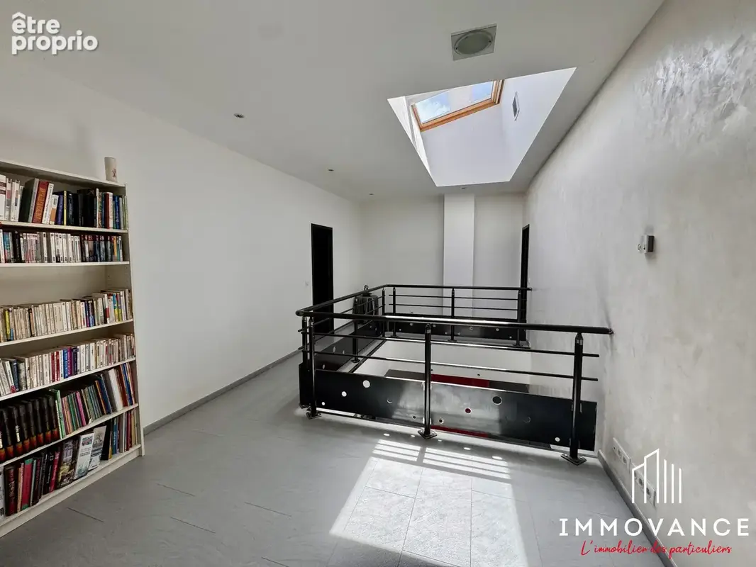 Maison 8 pièces 338 m² à vendre à Paulhan (34230) - photo 8