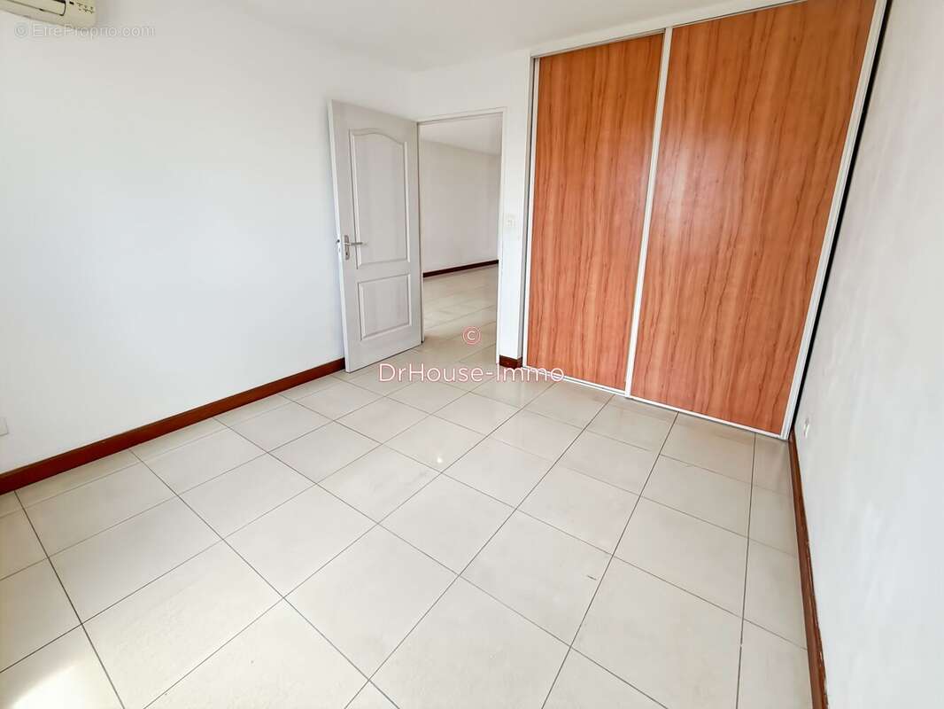 Appartement à SAINT-DENIS