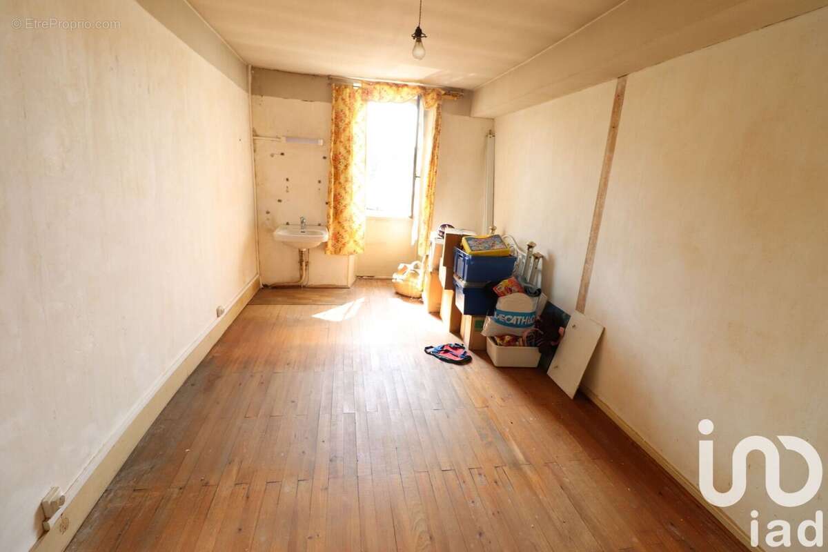 Photo 6 - Maison à MONTGUYON