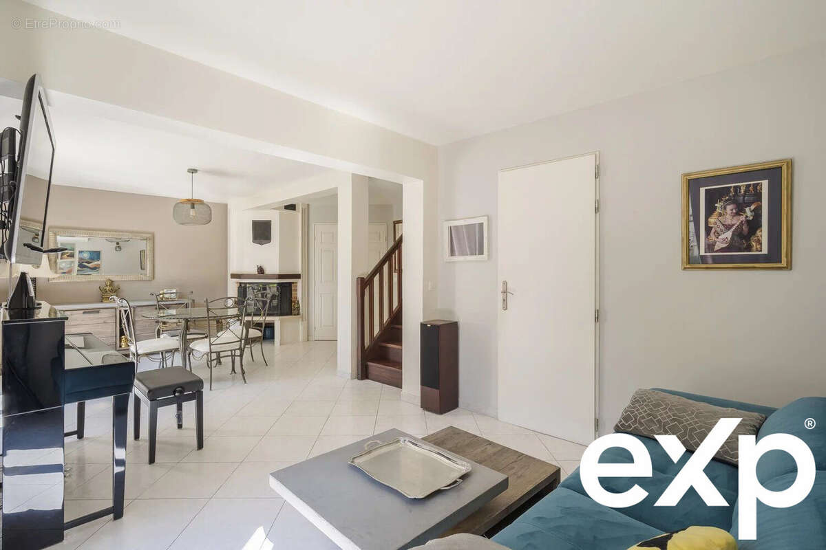 Maison à BONNEUIL-SUR-MARNE