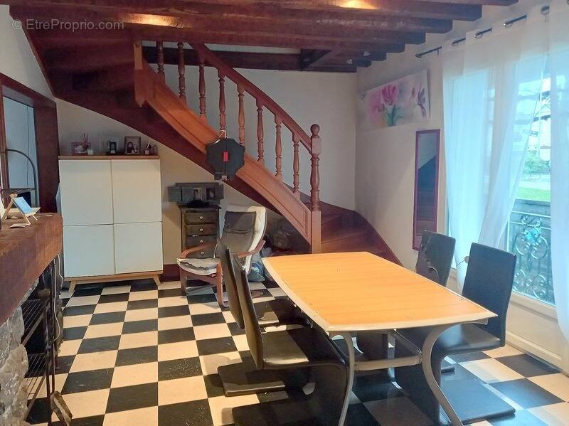 Maison à LAVAL
