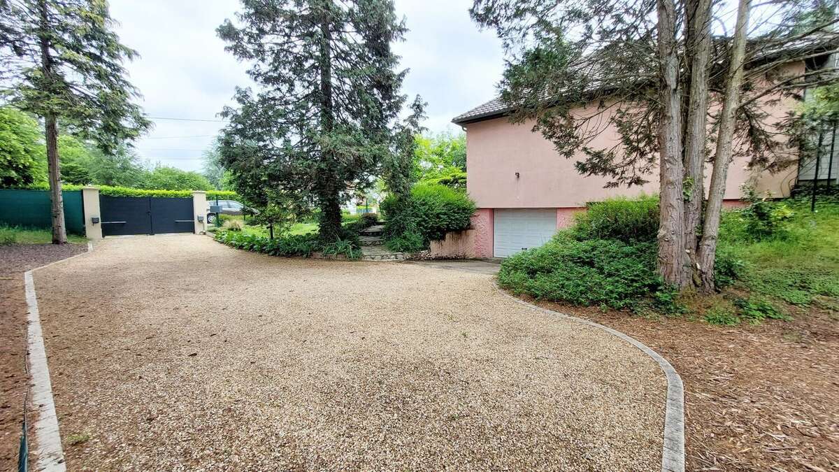 Maison 135 m² à Vouzon  - photo 2