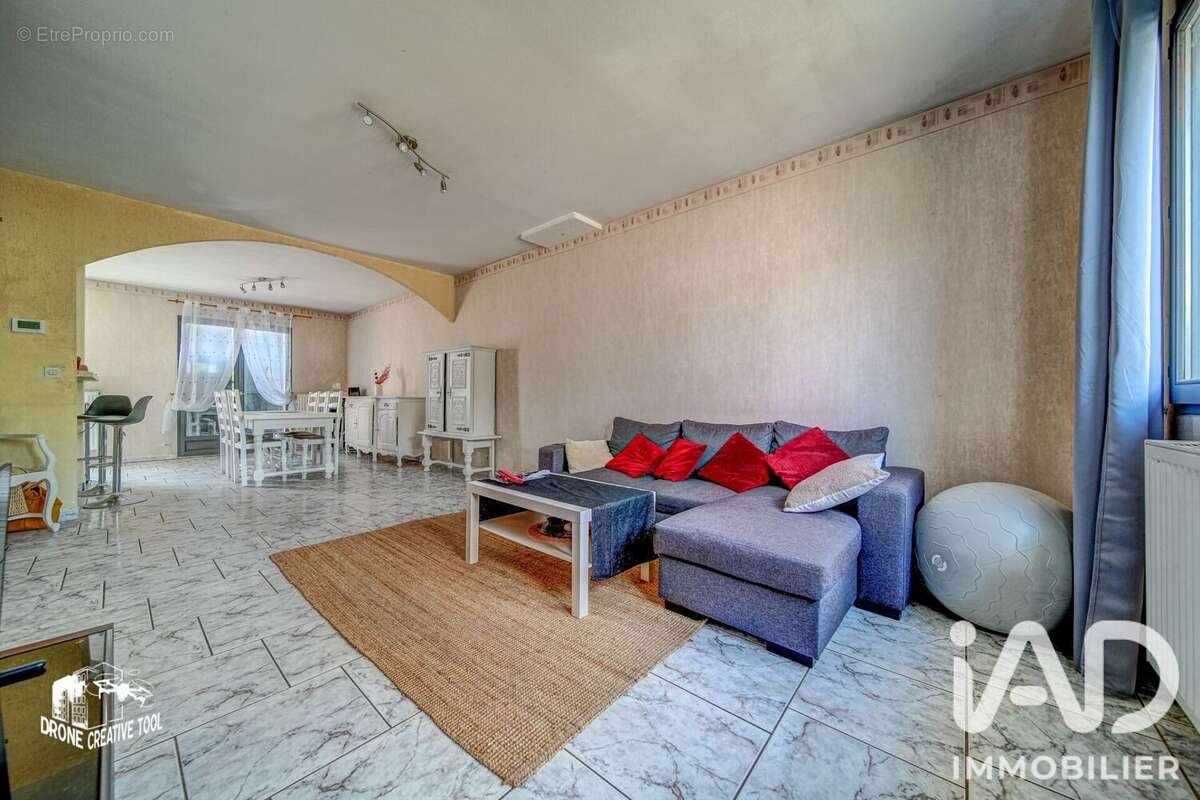 Maison 153 m² à Verny  - photo 5