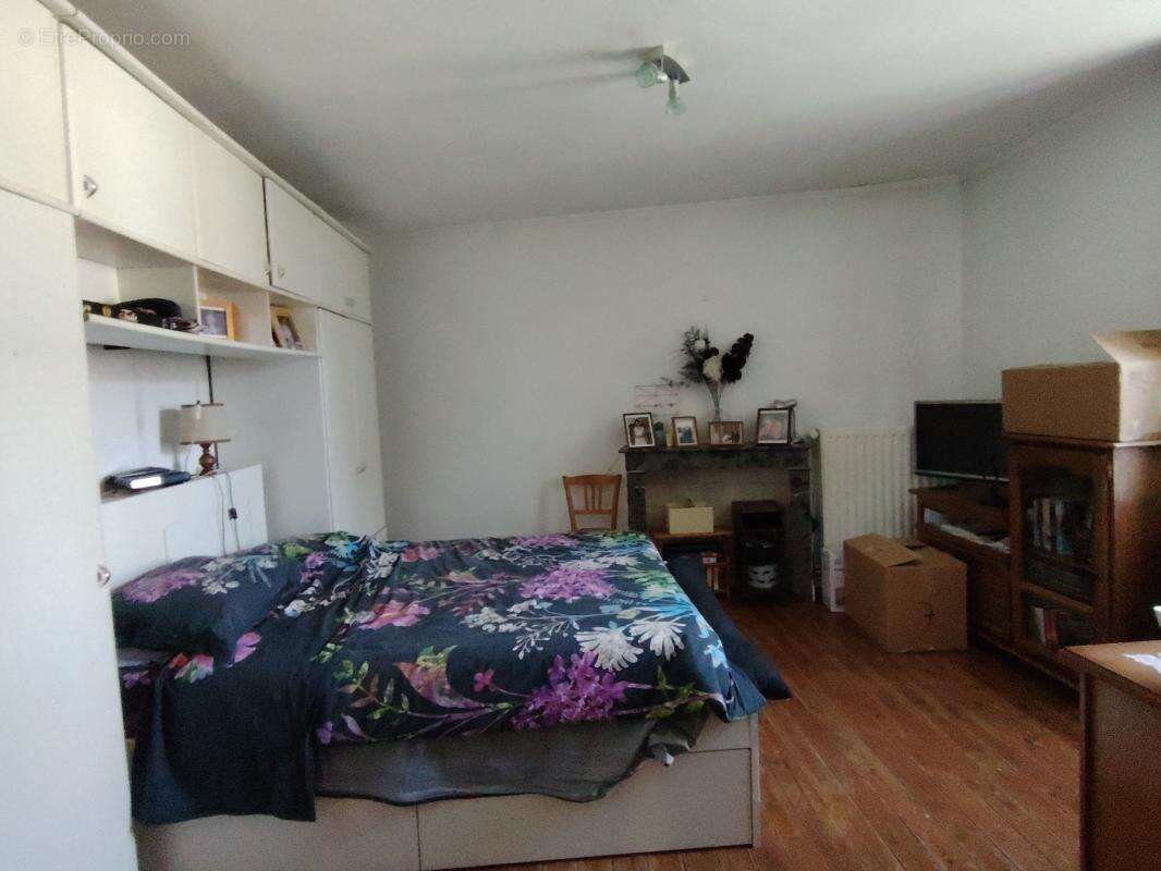 Maison à DANGE-SAINT-ROMAIN