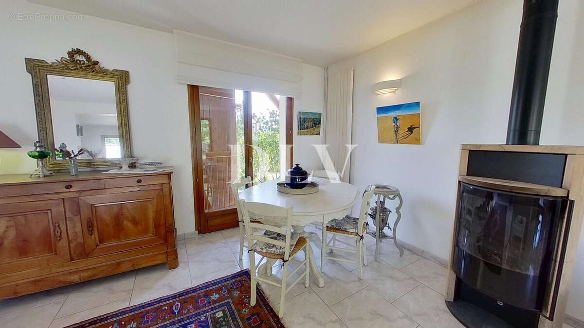 Maison à THOMERY