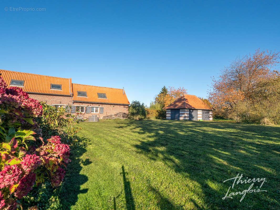 Maison à CAPPELLE-EN-PEVELE