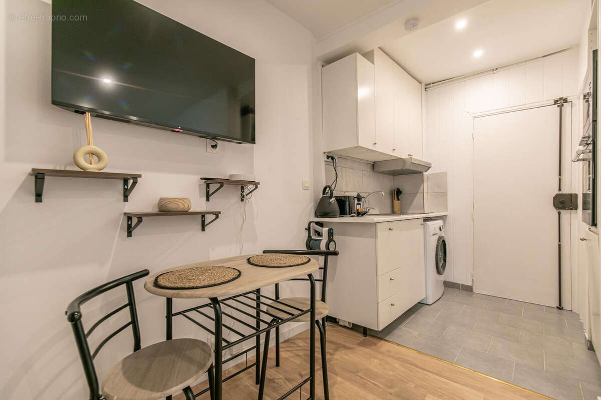 Appartement à PARIS-18E