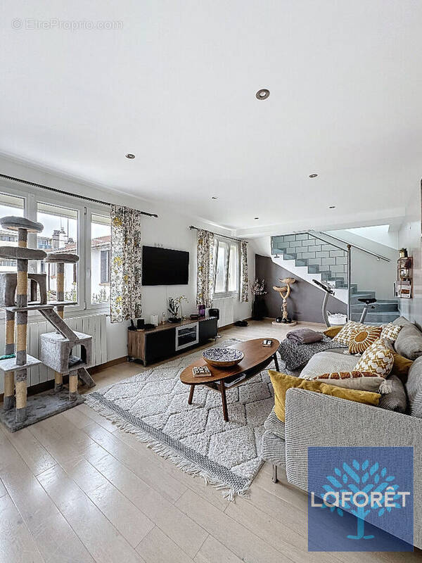 Maison à NEUILLY-PLAISANCE