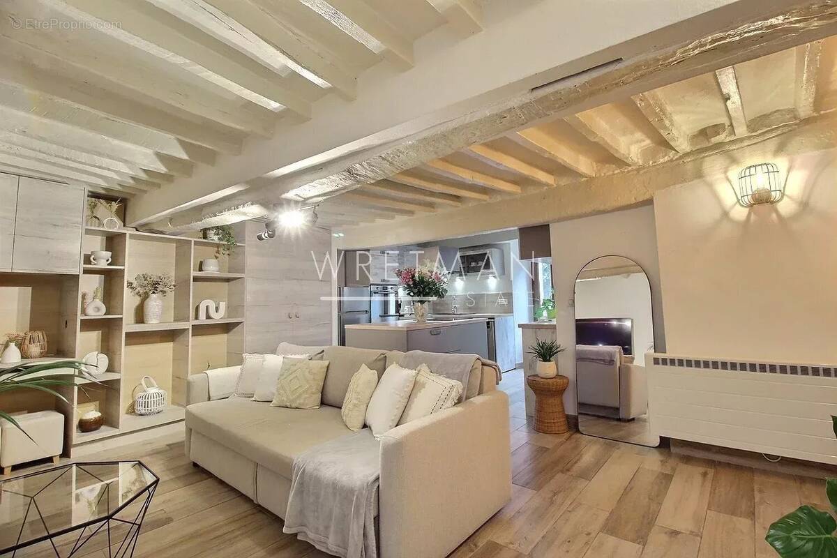 Appartement à VENCE