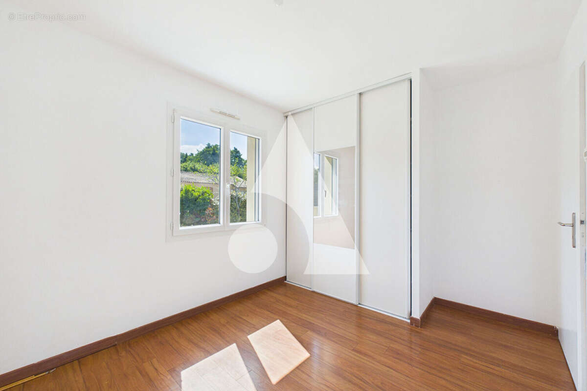 Maison nesmy plain pied - photo 8