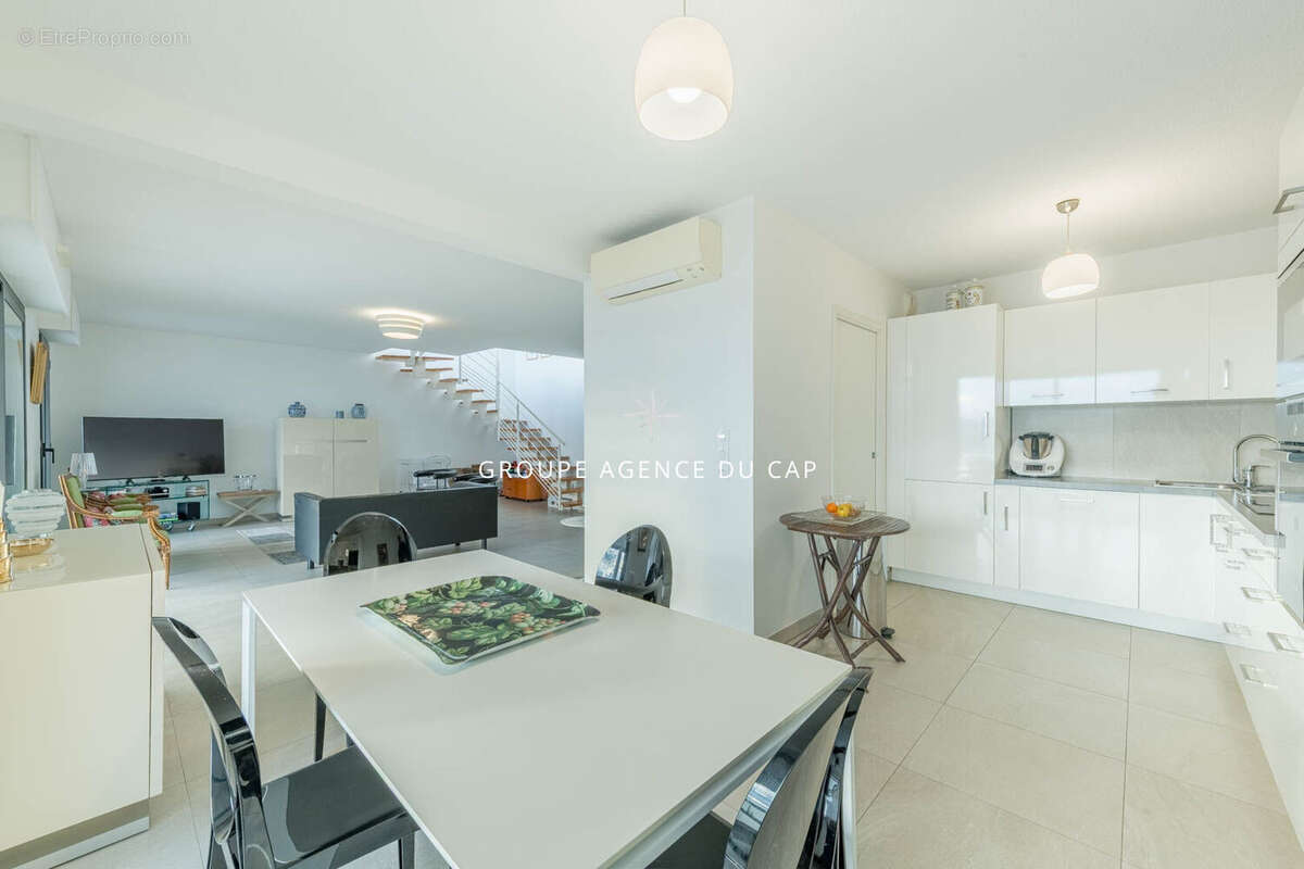 Appartement à SAINT-RAPHAEL