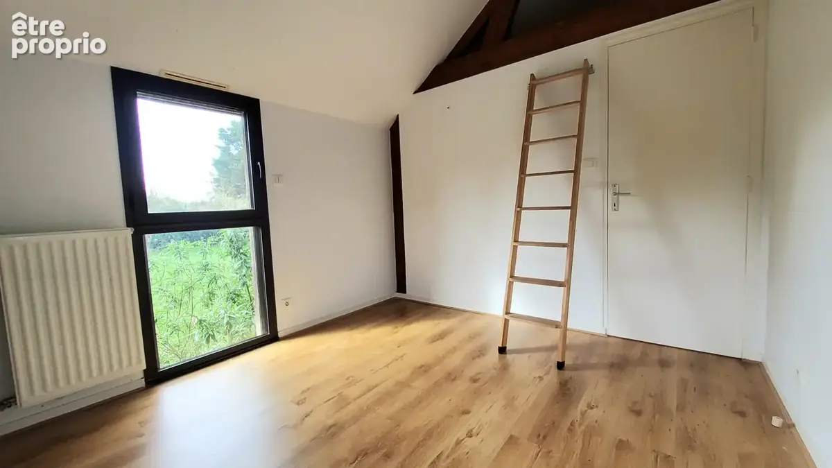 A VENDRE - Maison d'architecte 140m2 - 6 pièces - 5 chambres - 1 bureau - LAILLE - photo 9