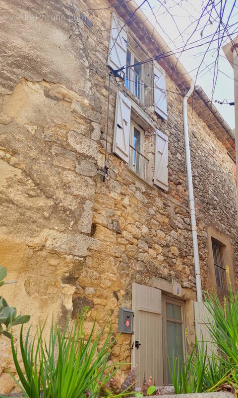 Maison à SAINT-GENIES-DE-FONTEDIT
