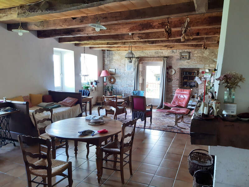 Maison à ARCAMBAL