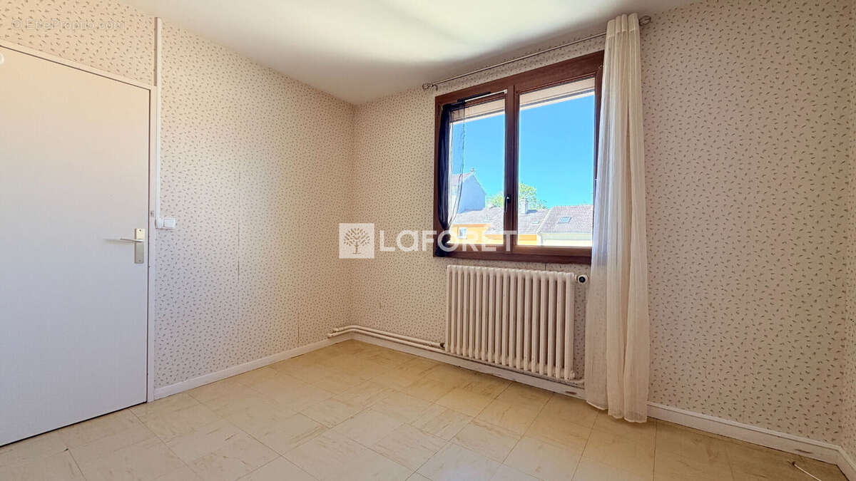 Maison à SAINTE-MENEHOULD