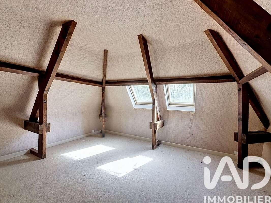 Maison 141 m² à Cressensac  - photo 8